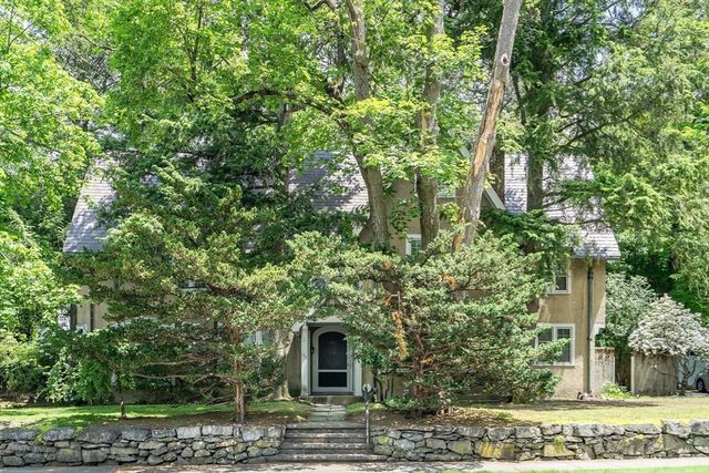 128 Dudley St, Brookline, MA 02445