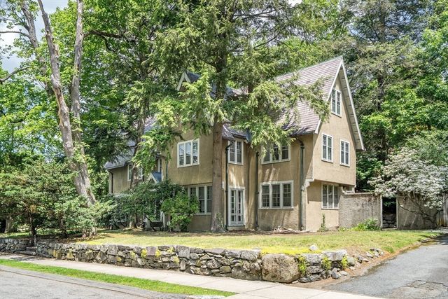 128 Dudley St, Brookline, MA 02445
