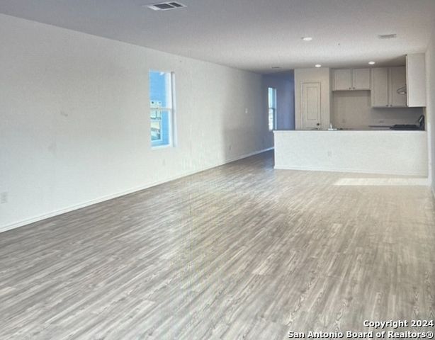 9122 Selene, San Antonio, TX 78252