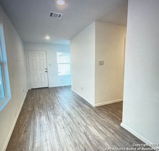 9122 Selene, San Antonio, TX 78252