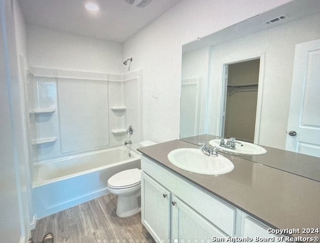 9122 Selene, San Antonio, TX 78252