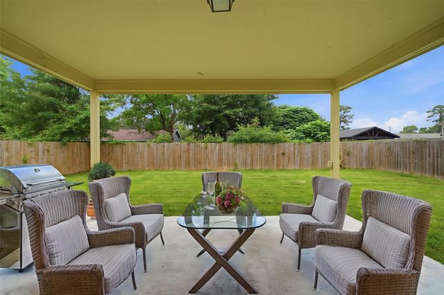 9715 Courben Lane, Houston, TX 77078