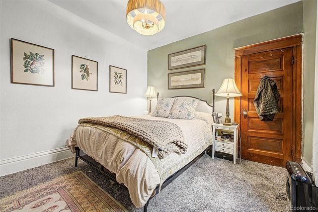 2925 N Josephine Street, Denver, CO 80205