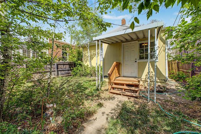 2925 N Josephine Street, Denver, CO 80205