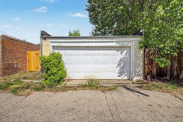 2925 N Josephine Street, Denver, CO 80205