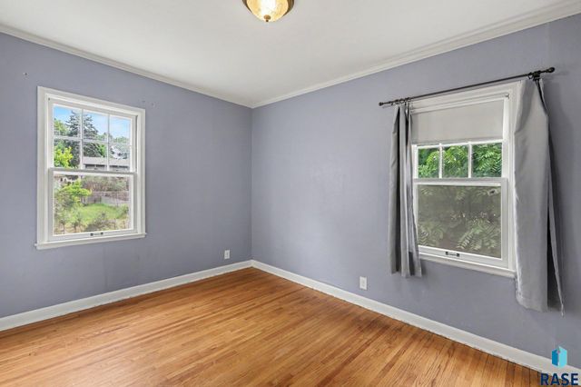 2116 W 21St St Street, Sioux Falls, SD 57105