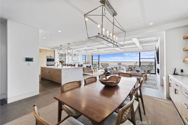 2148 E Oceanfront, Newport Beach, CA 92661