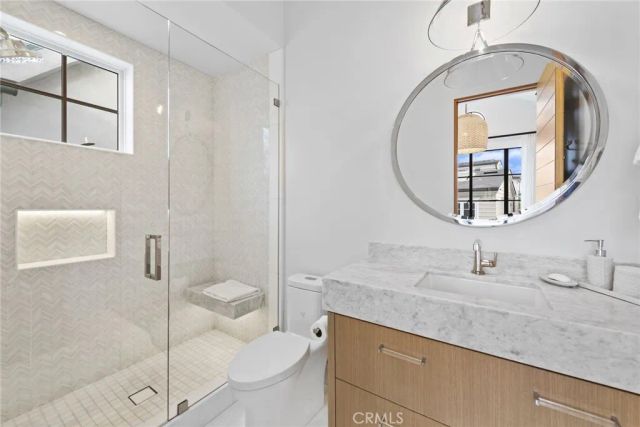 2148 E Oceanfront, Newport Beach, CA 92661
