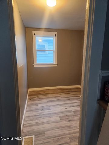 1027 Freedom Street, Toledo, OH 43605