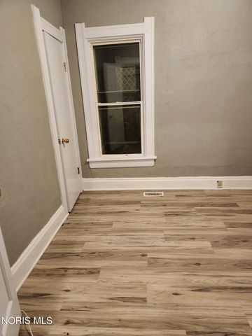 1027 Freedom Street, Toledo, OH 43605