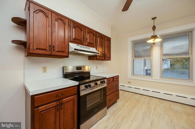 732 W BAUMSTOWN RD, Birdsboro, PA 19508