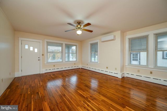 732 W BAUMSTOWN RD, Birdsboro, PA 19508