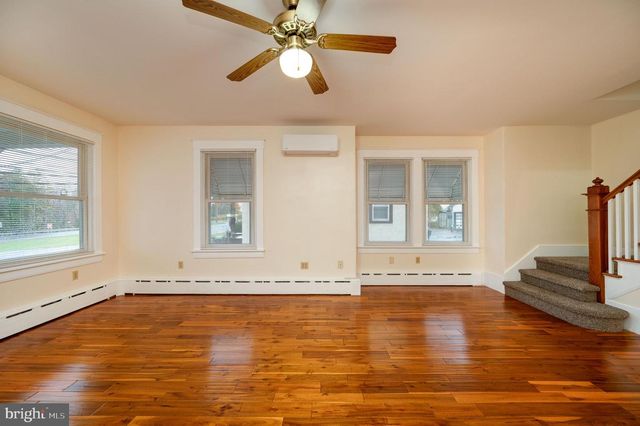 732 W BAUMSTOWN RD, Birdsboro, PA 19508