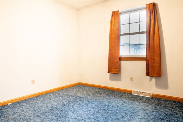 2289 BERNWOOD Drive, Erie, PA 16510