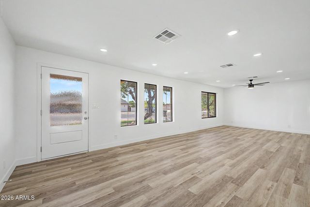 6416 E HOLIDAY Drive, Mesa, AZ 85215