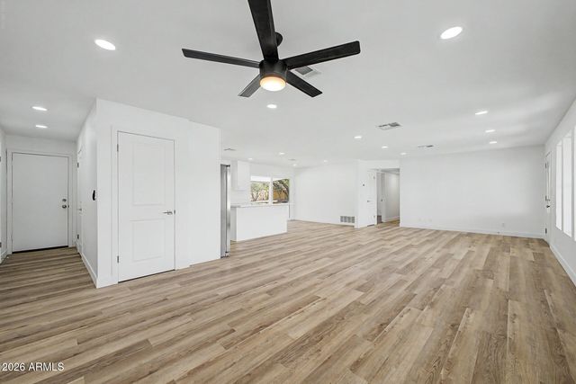 6416 E HOLIDAY Drive, Mesa, AZ 85215