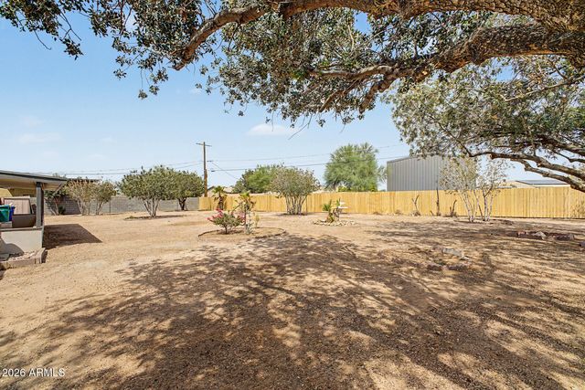6416 E HOLIDAY Drive, Mesa, AZ 85215