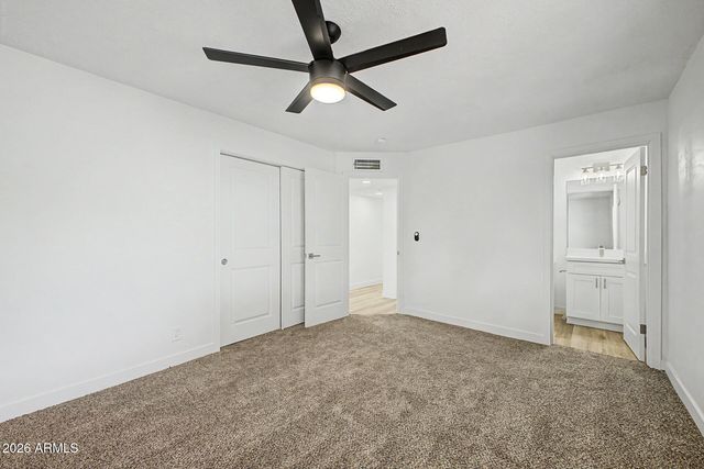 6416 E HOLIDAY Drive, Mesa, AZ 85215