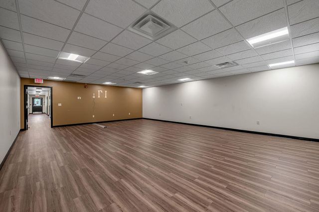 250 Crossfield Drive, Versailles, KY 40383