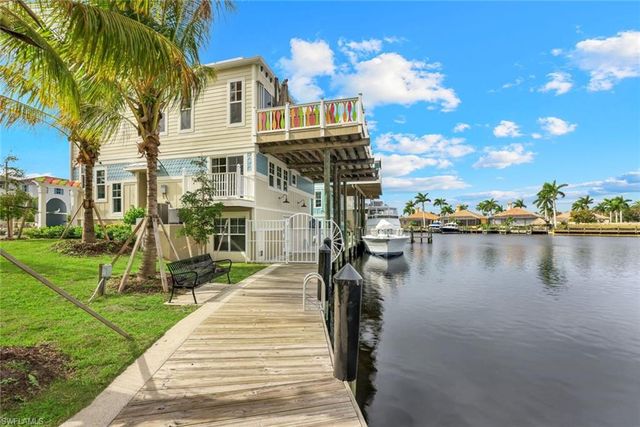 5898 Shell Cove DR, Cape Coral, FL 33914