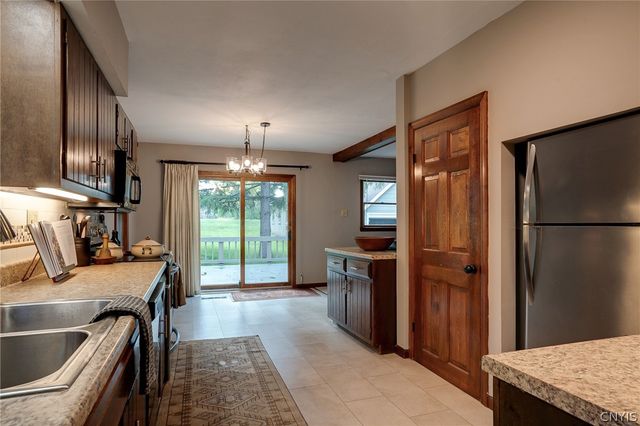 4475 Pompey Center Road, Manlius, NY 13104