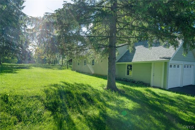4475 Pompey Center Road, Manlius, NY 13104