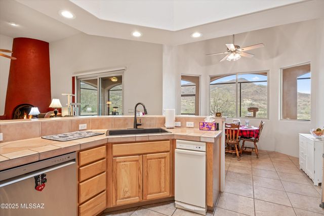 12000 E Camino Aurelia, Vail, AZ 85641