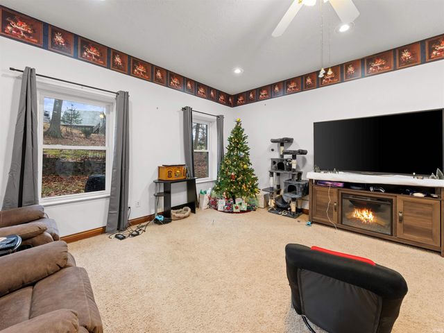 572 Bex Addition Drive, Bedford, IN 47421