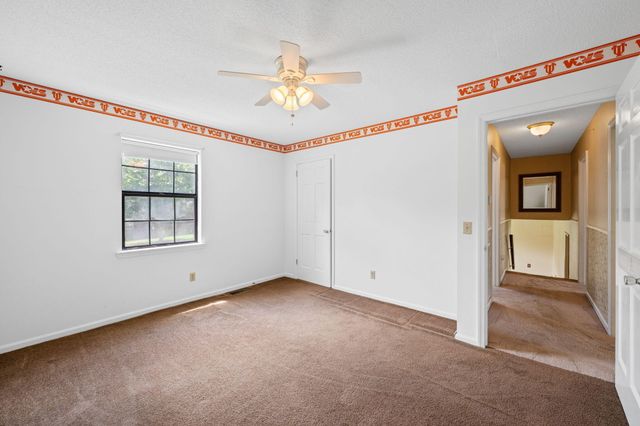 65 Mitchell Lane, Rossville, GA 30741