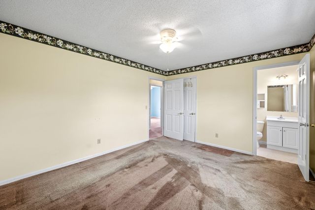 65 Mitchell Lane, Rossville, GA 30741