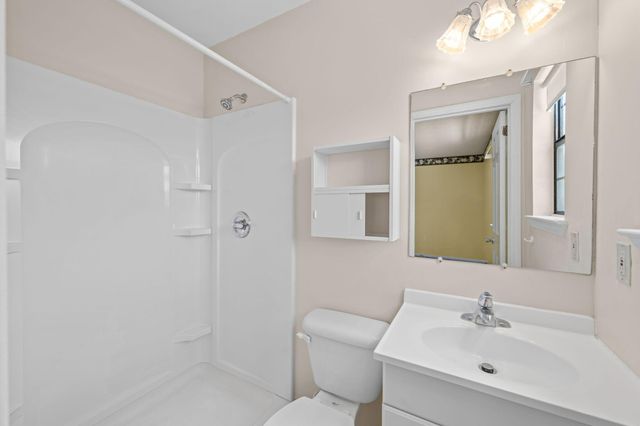 65 Mitchell Lane, Rossville, GA 30741