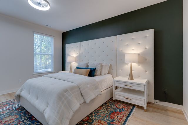 563 Ballard Dr, White House, TN 37188