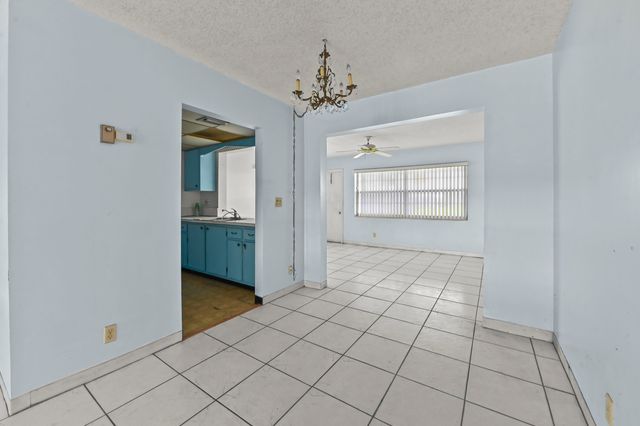 1196 SW Lake Circle, Boynton Beach, FL 33426