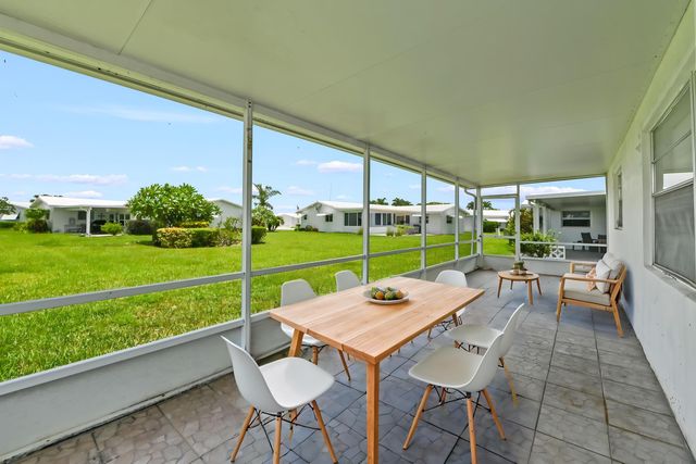 1196 SW Lake Circle, Boynton Beach, FL 33426