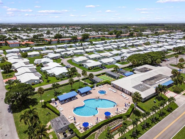 1196 SW Lake Circle, Boynton Beach, FL 33426