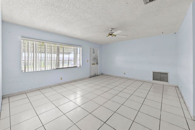1196 SW Lake Circle, Boynton Beach, FL 33426