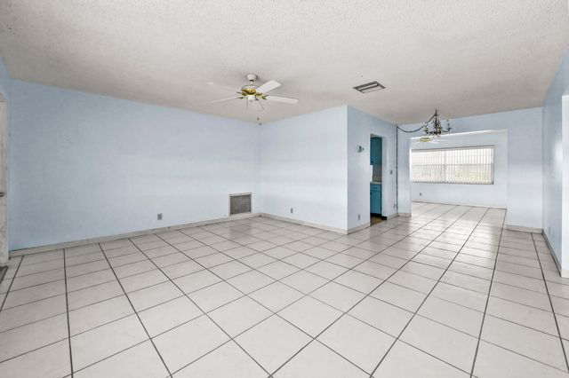 1196 SW Lake Circle, Boynton Beach, FL 33426