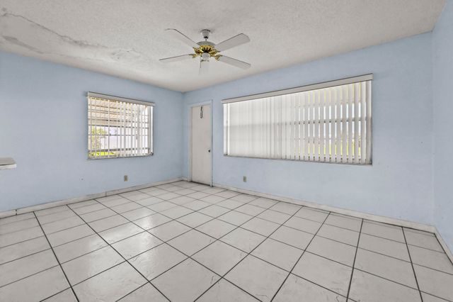 1196 SW Lake Circle, Boynton Beach, FL 33426