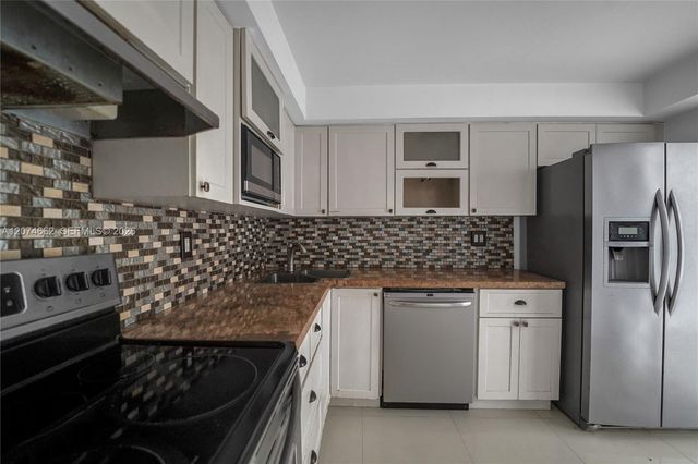 2780 NE 183rd Street 1114, Aventura, FL 33160