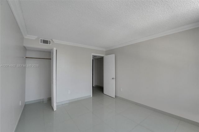 2780 NE 183rd Street 1114, Aventura, FL 33160
