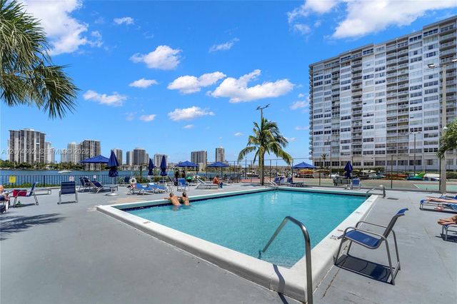 2780 NE 183rd Street 1114, Aventura, FL 33160