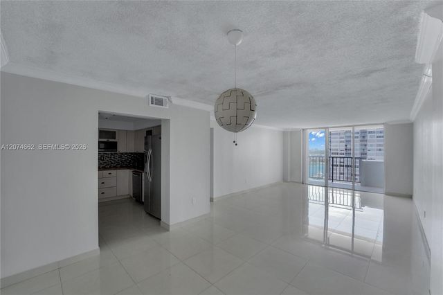 2780 NE 183rd Street 1114, Aventura, FL 33160