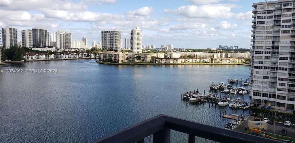 2780 NE 183rd Street 1114, Aventura, FL 33160