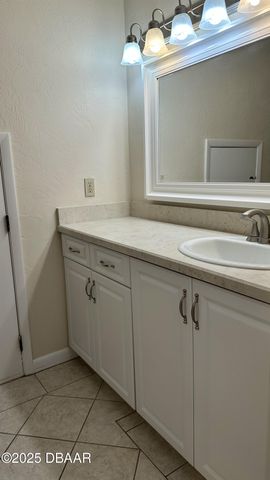 125 Deer Lake Circle, Ormond Beach, FL 32174