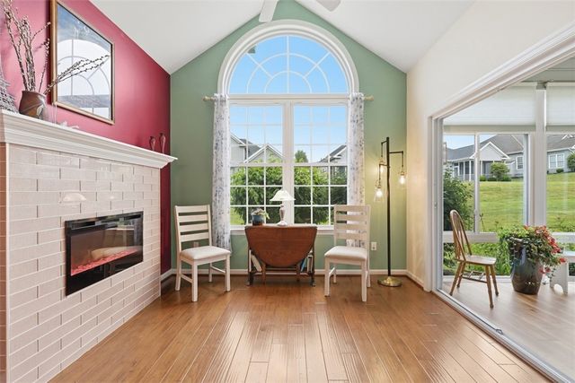 113 Presidents Dr, Sewickley, PA 15143