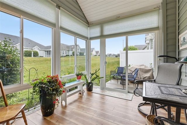113 Presidents Dr, Sewickley, PA 15143