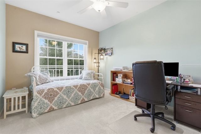 113 Presidents Dr, Sewickley, PA 15143