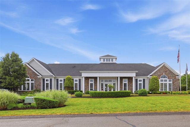 113 Presidents Dr, Sewickley, PA 15143