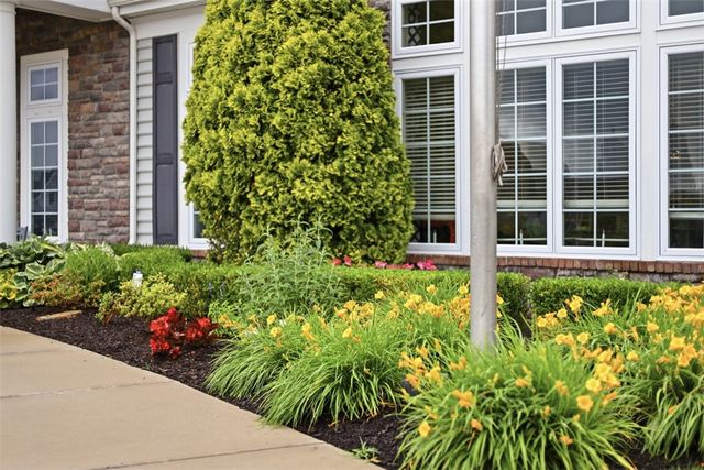 113 Presidents Dr, Sewickley, PA 15143