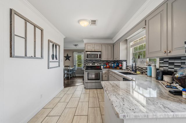 210 Normandy Street, Hot Springs, AR 71913